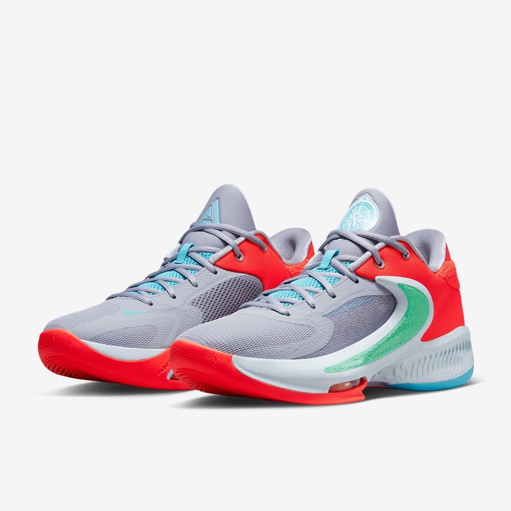 NIKE ZOOM FREAK 4